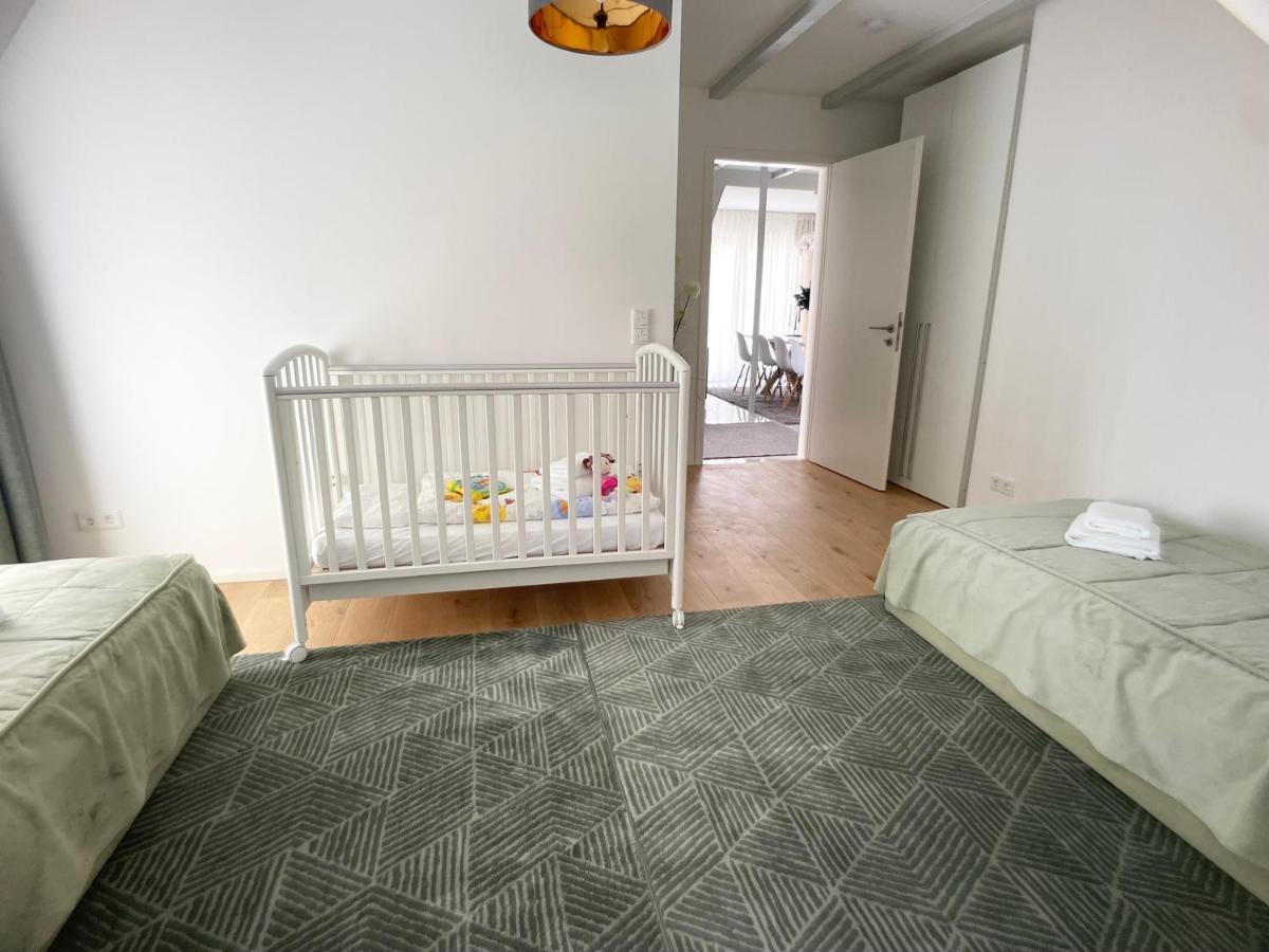 M-Style 04 Apartment Mit Balkon Und Gasgrill, 24H Self-Check-In, Free Parking, Netflix ニュルンベルク エクステリア 写真
