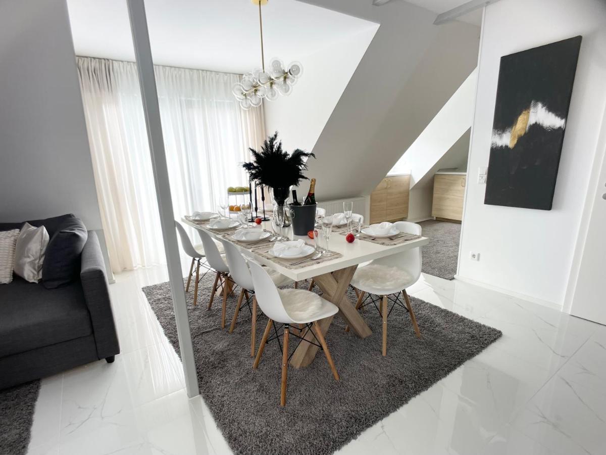 M-Style 04 Apartment Mit Balkon Und Gasgrill, 24H Self-Check-In, Free Parking, Netflix ニュルンベルク エクステリア 写真